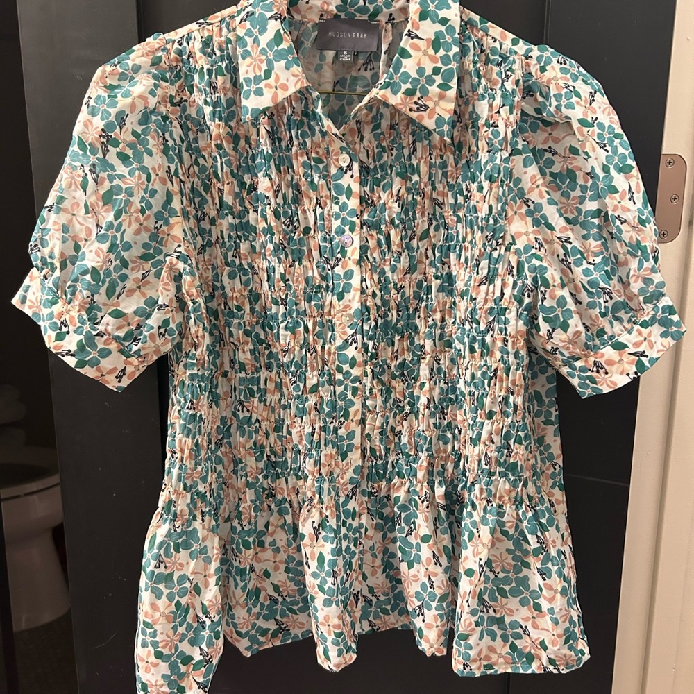White and Green Flutter Sleeve Blouse with Notched Collar